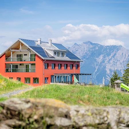 Hotel Restaurant Berghaus Malbun Buchserberg Eksteriør billede